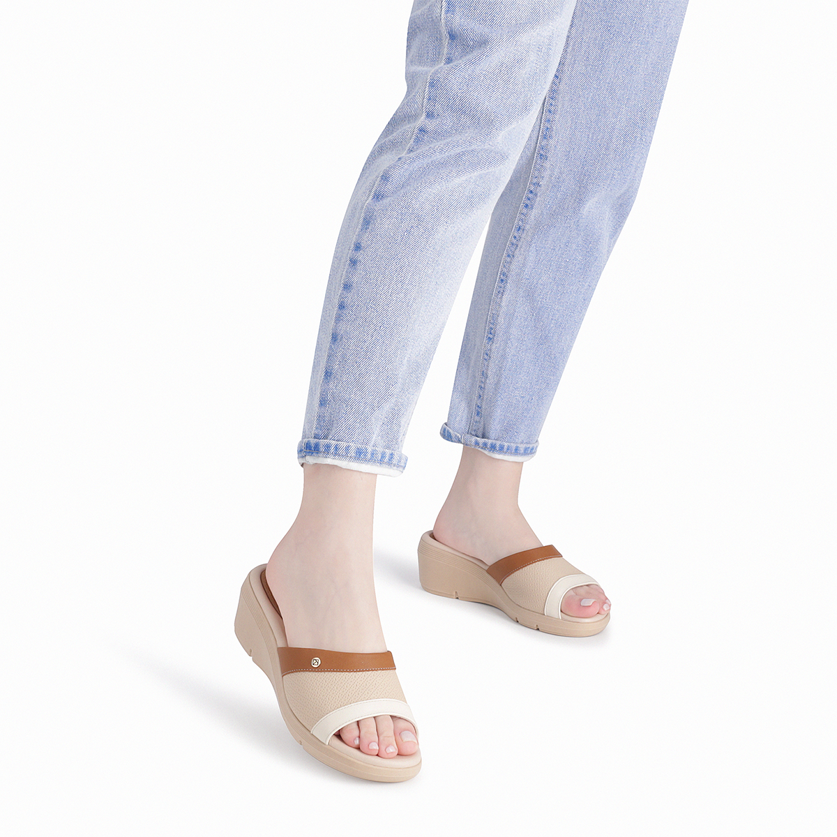 SANDALIA PICCADILLY MASCAVO/BRULE/OFF WHITE 54039800000008 Piccadilly