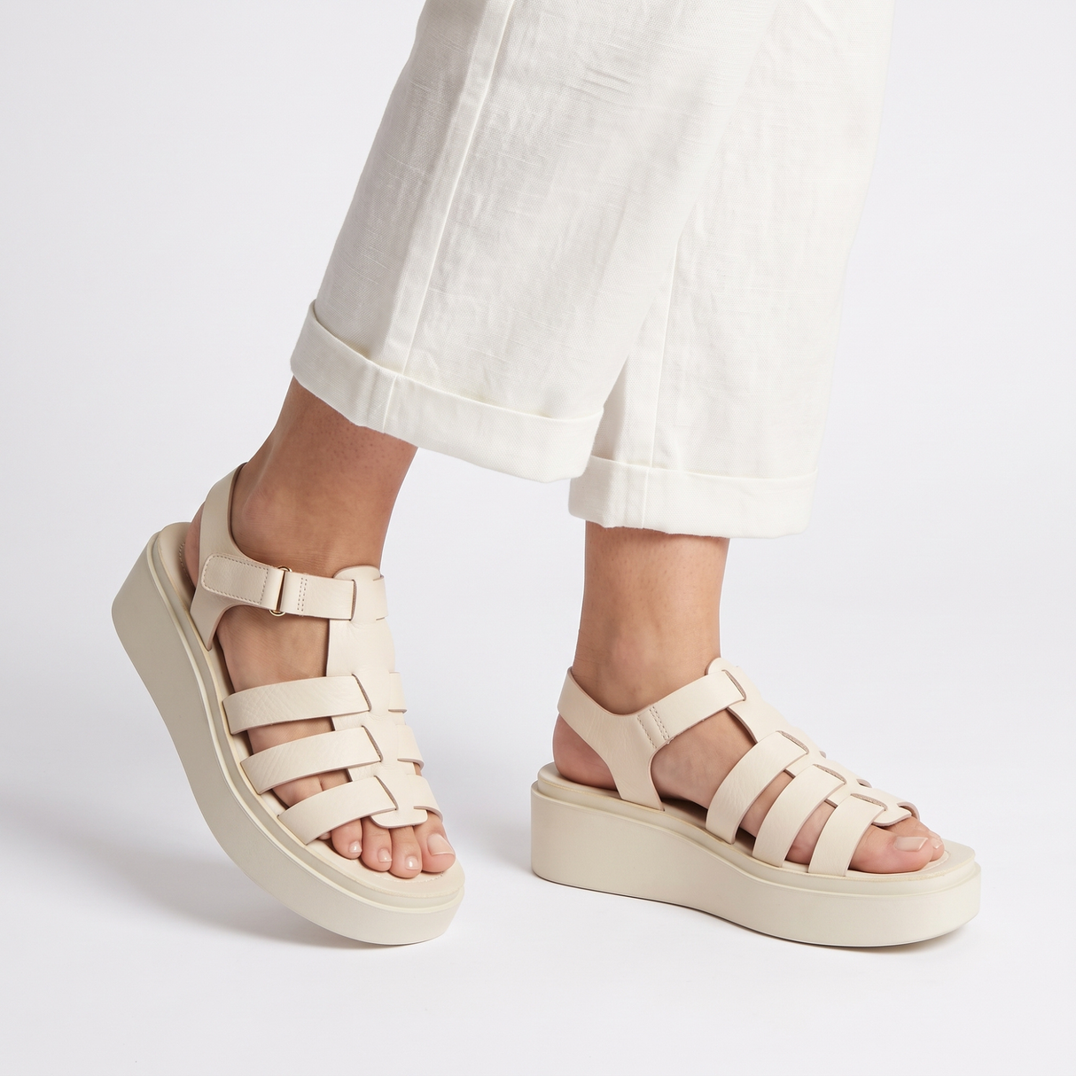 Sandalia con correa Mujer 7751 OFF WHITE-STHEF
