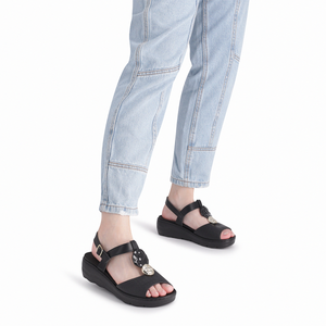 SANDALIA PICCADILLY PRETO 56807600000001 Piccadilly