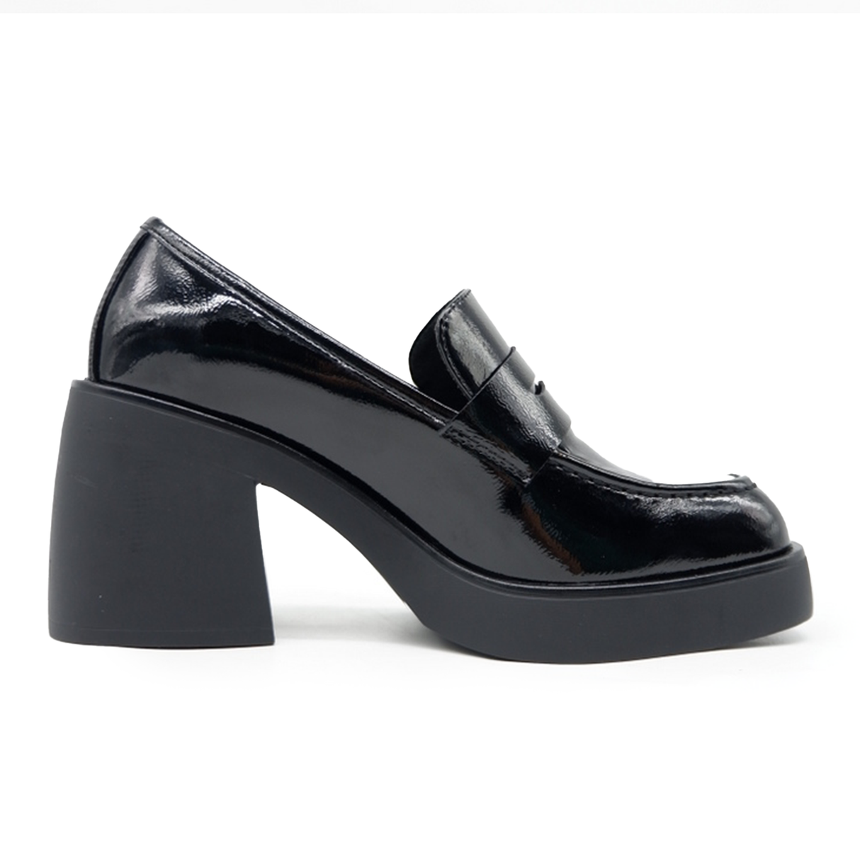 MOCASIN MUJER STHEF NEGRO CHAROL 7900