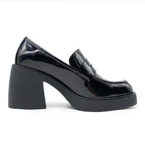 MOCASIN MUJER STHEF NEGRO CHAROL 7900
