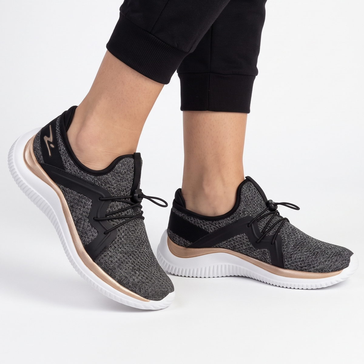 Ad Run 8408F Preto/Bronze
