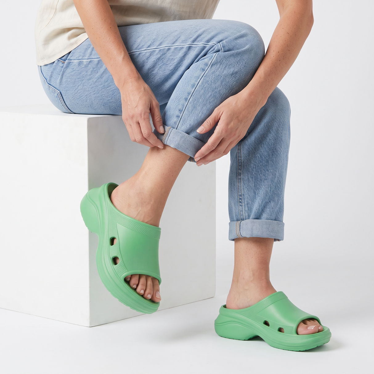 SANDALIA MUJER STHEF CASUAL VERDE 7885